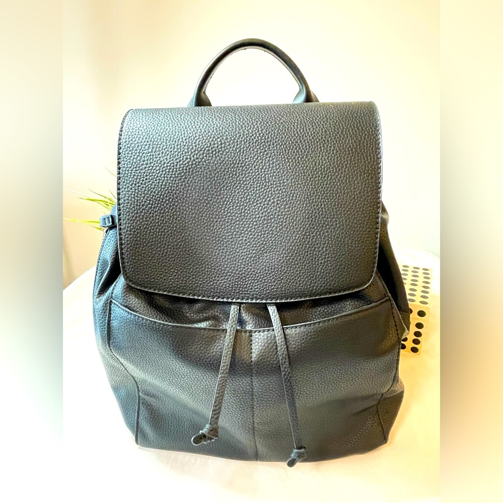 Classic Black Women's Leather Backpack